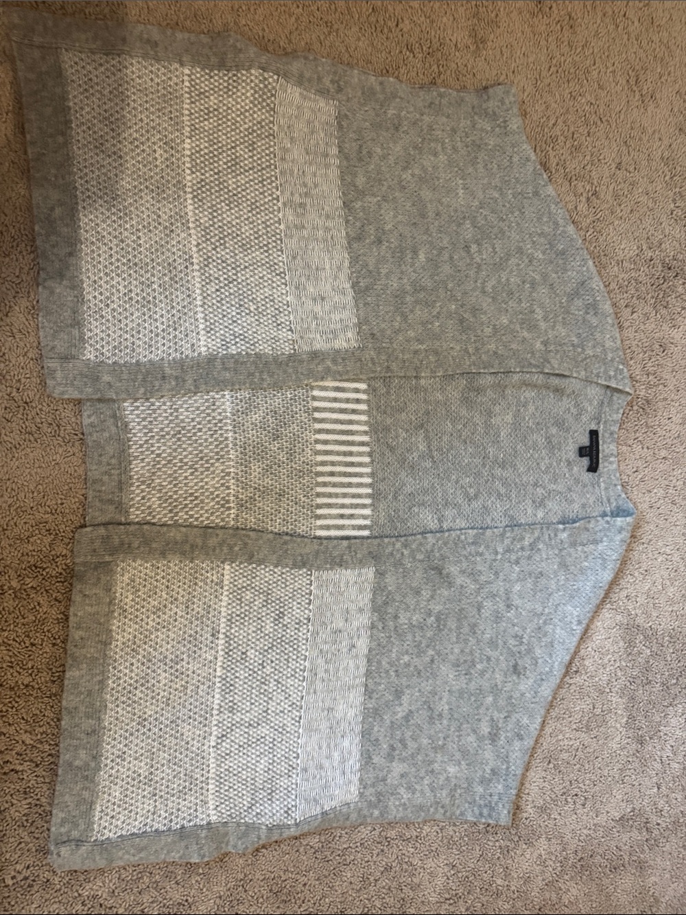 Banana Republic Wool Grey and White Shug size M/L
